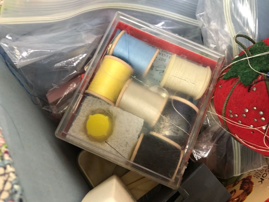 Vintage Sewing Box Filled With Various Sewing Supplies See Photos [Photo 13]