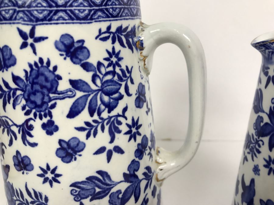 Pair Of Vintage Belfort Bisto England Blue And White Pitchers Bishop & Stonier [Photo 4]