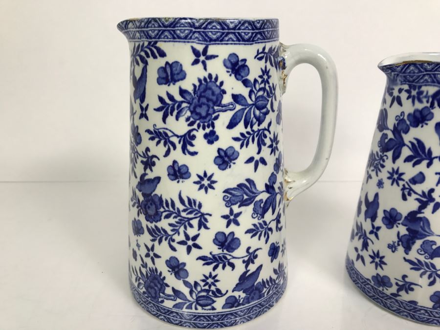 Pair Of Vintage Belfort Bisto England Blue And White Pitchers Bishop & Stonier [Photo 3]