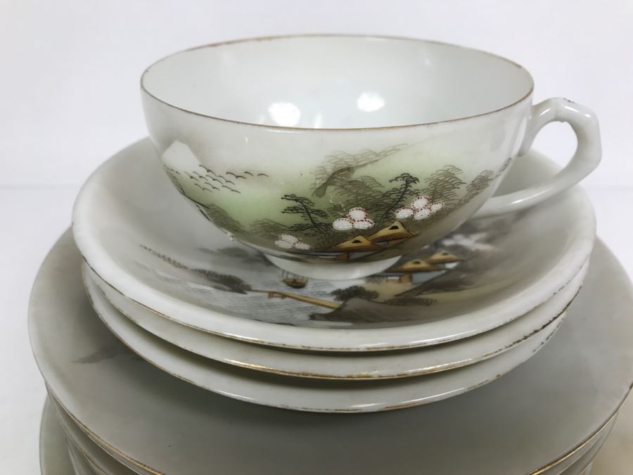 Vintage 12-Piece Hand Painted Japanese China Set [Photo 17]