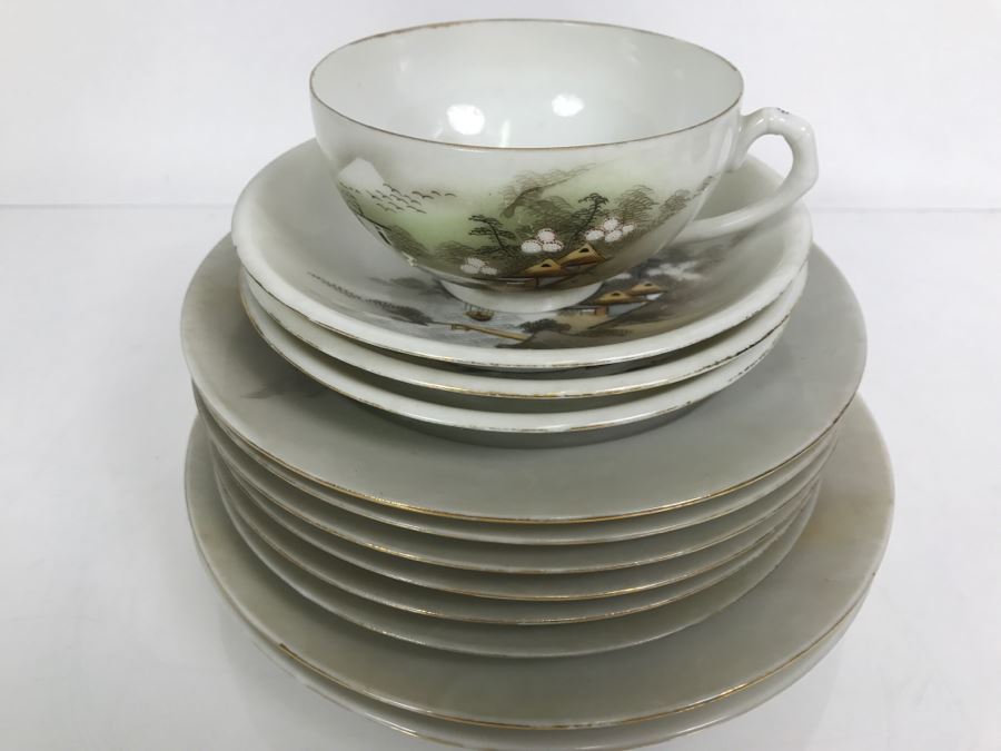 Vintage 12-Piece Hand Painted Japanese China Set [Photo 15]