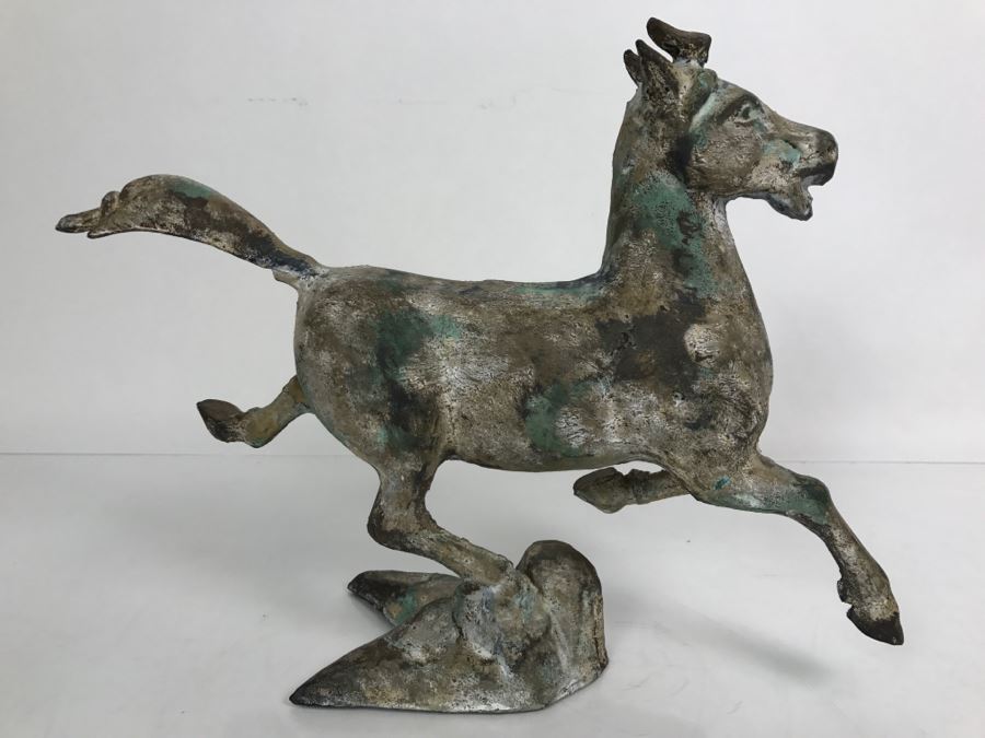 Metal Horse Sculpture Made In Japan [Photo 2]