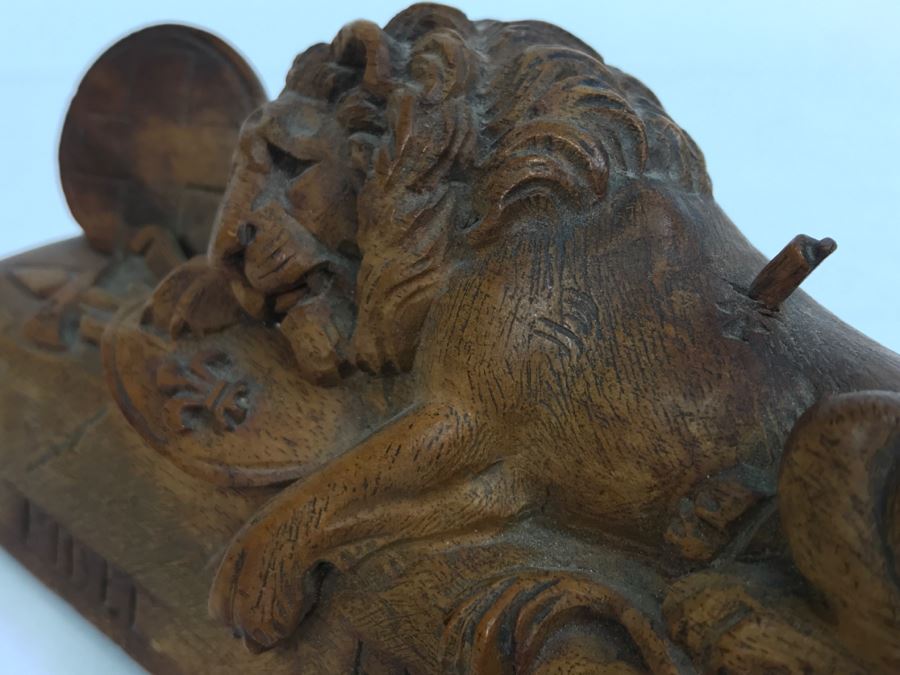 Vintage Hand Carved Wooden Sculpture Of The Lion Of Lucerne Luzern Switzerland Well Executed Detailed Carving [Photo 26]