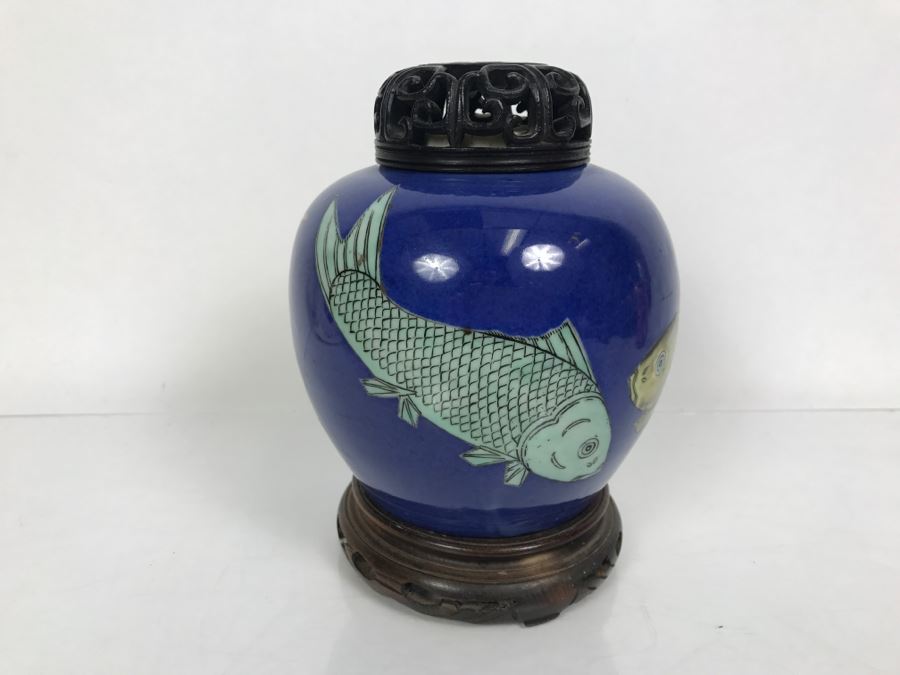 Vintage Asian Jar With Lid And Wooden Stand Painted Koi Fish [Photo 6]