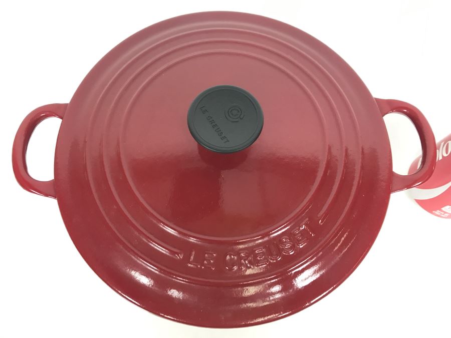 Le Creuset 22 3.5 Quart Round Dutch Oven French Cookware [Photo 6]