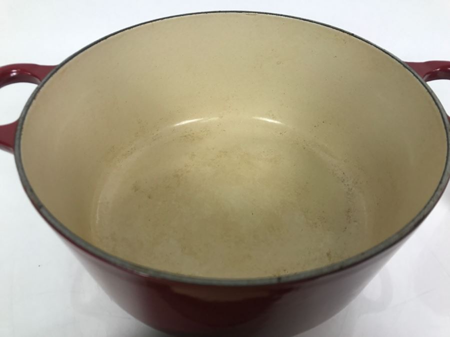 Le Creuset 22 3.5 Quart Round Dutch Oven French Cookware [Photo 10]