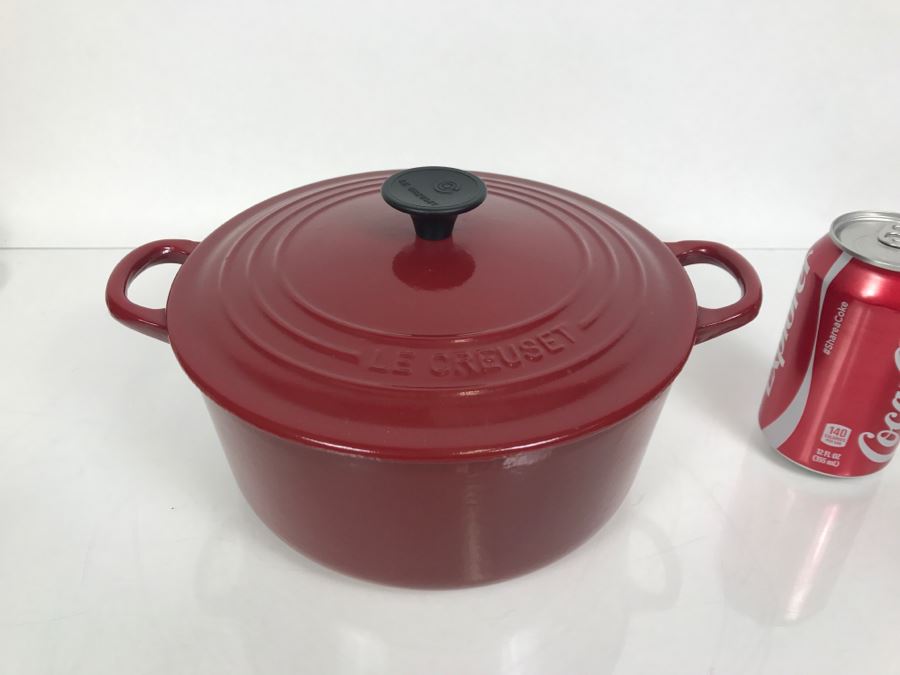 Le Creuset 22 3.5 Quart Round Dutch Oven French Cookware