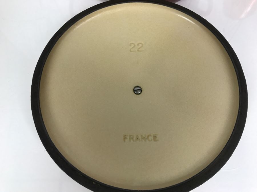 Le Creuset 22 3.5 Quart Round Dutch Oven French Cookware [Photo 8]