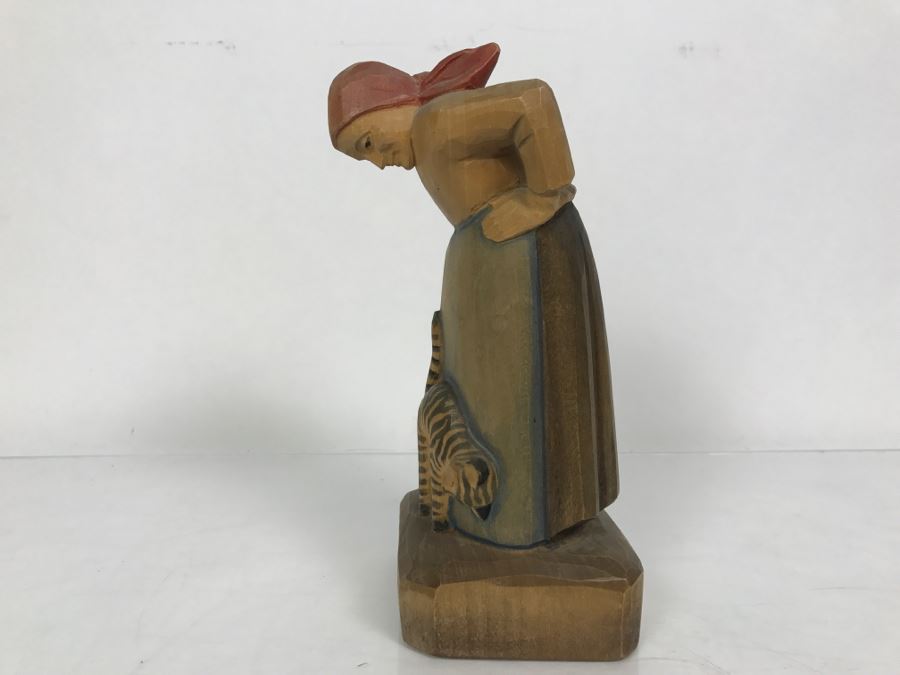Hand Carved Wooden Figurine E. Schmocker A.G. Luzern Switzerland Woman With Cat [Photo 5]
