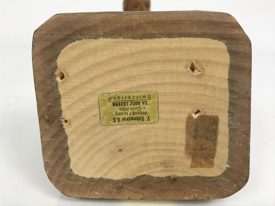 Hand Carved Wooden Figurine E. Schmocker A.G. Luzern Switzerland Woman With Cat [Photo 10]