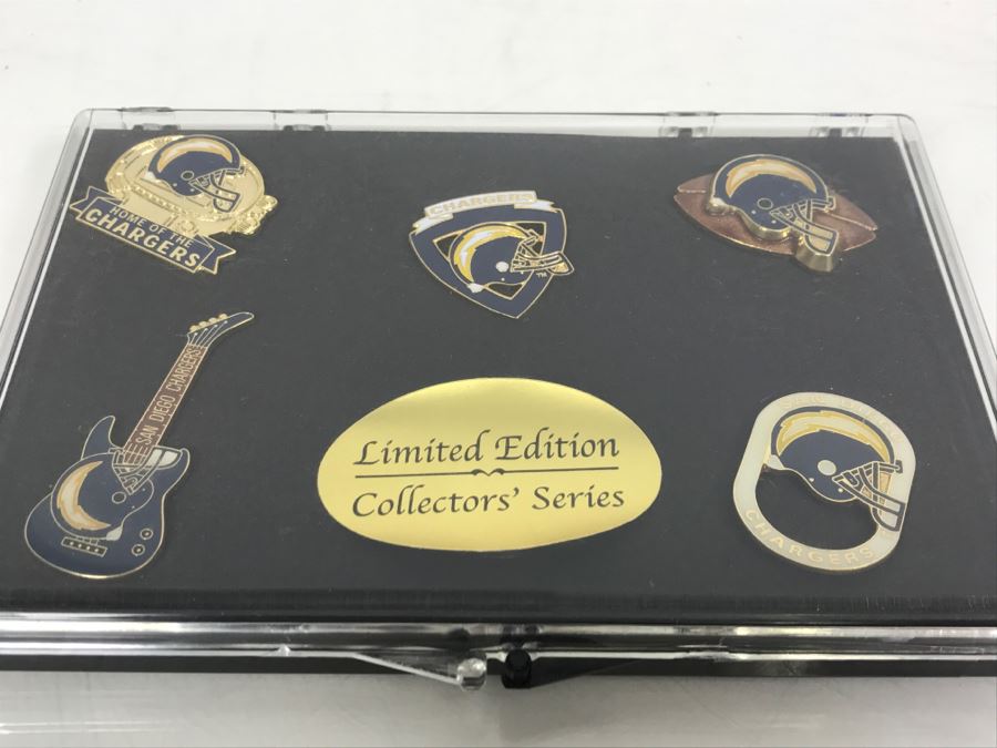 San Diego Chargers Junior Seau NFL Pro Set 1990 Rookie Card And Limited Edition San Diego Chargers Pins [Photo 10]