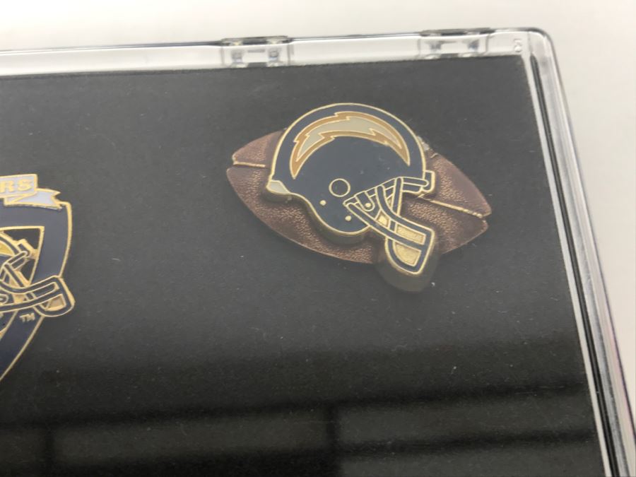 San Diego Chargers Junior Seau NFL Pro Set 1990 Rookie Card And Limited Edition San Diego Chargers Pins [Photo 8]