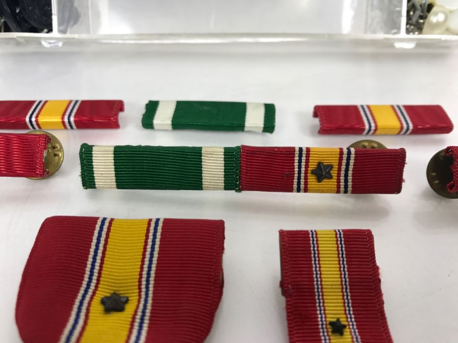 Various NAVY Medals, Ribbons, Buttons From Female NAVY Commander [Photo 7]