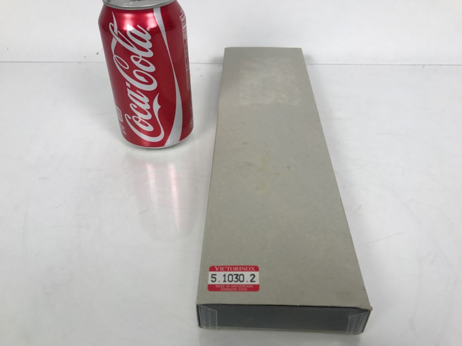 Victorinox Extra Quality Stainless Steel Carving Knife Set New In Box Made In Switzerland 5.1030.2 [Photo 2]