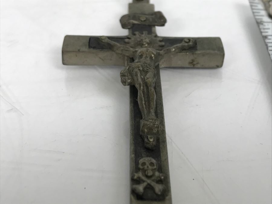 Vintage Metal Crucifix 3' Long [Photo 5]
