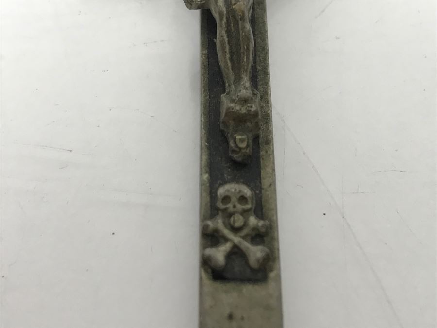 Vintage Metal Crucifix 3' Long [Photo 4]