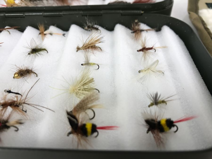 Set Of (2) C.F. Orvis Fishing Flies Fly Kits [Photo 7]