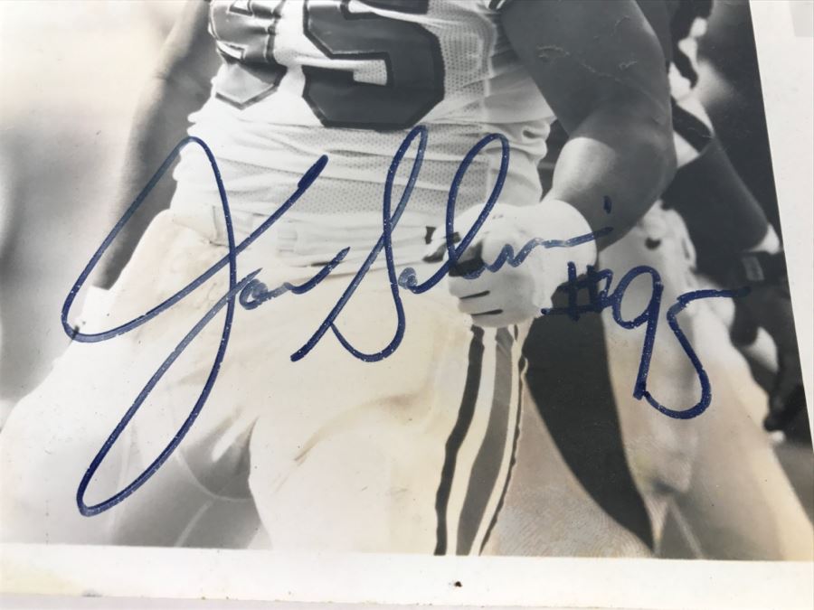 Joe Salave'a Defensive Tackle For Tennessee Oils #95 Signed Photograph [Photo 3]