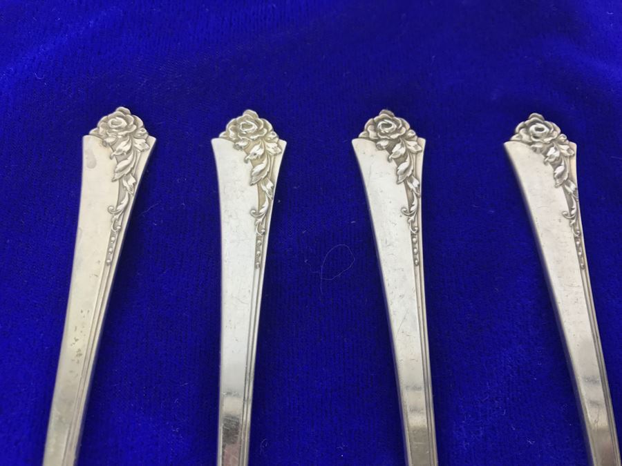 Sterling Silver Flatware Set 2 Similar Patterns Royal Crest Sterling And Heirloom Sterling Damask Rose Apx Service For 7 - 913g [Photo 9]