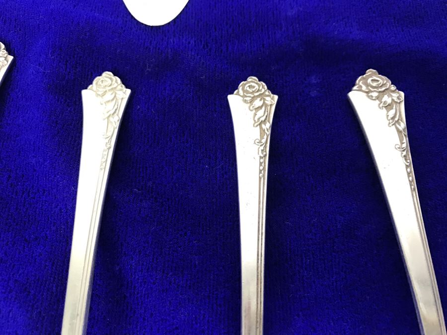 Sterling Silver Flatware Set 2 Similar Patterns Royal Crest Sterling And Heirloom Sterling Damask Rose Apx Service For 7 - 913g [Photo 12]