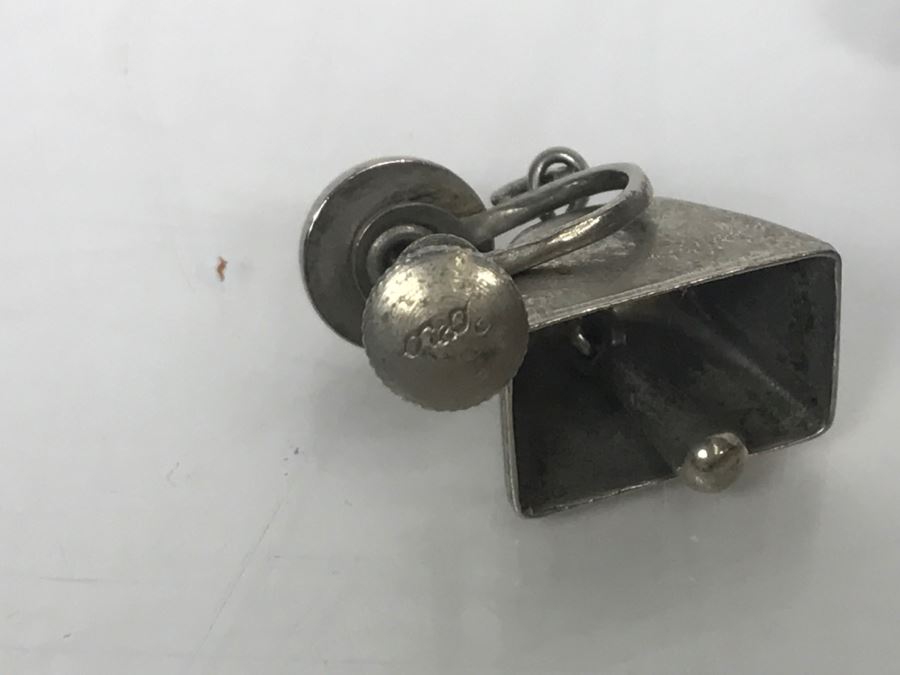 Various Costume Jewelry Brooches Pins Including TRIFARI [Photo 20]