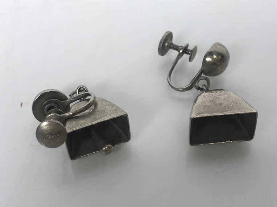 Various Costume Jewelry Brooches Pins Including TRIFARI [Photo 19]