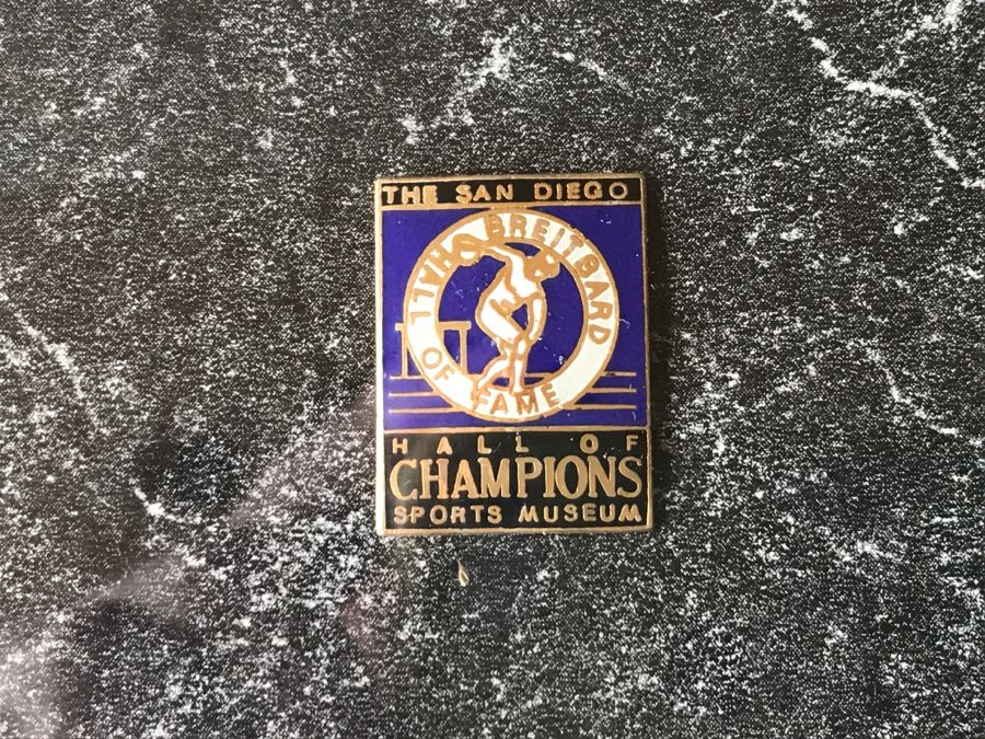 Dan Fouts San Diego Chargers Print From Breitbard Hall Of Fame 20 Of 150 Hand Signed By Dan Fouts And Artist (Glass Has Chip In Upper Right) [Photo 9]