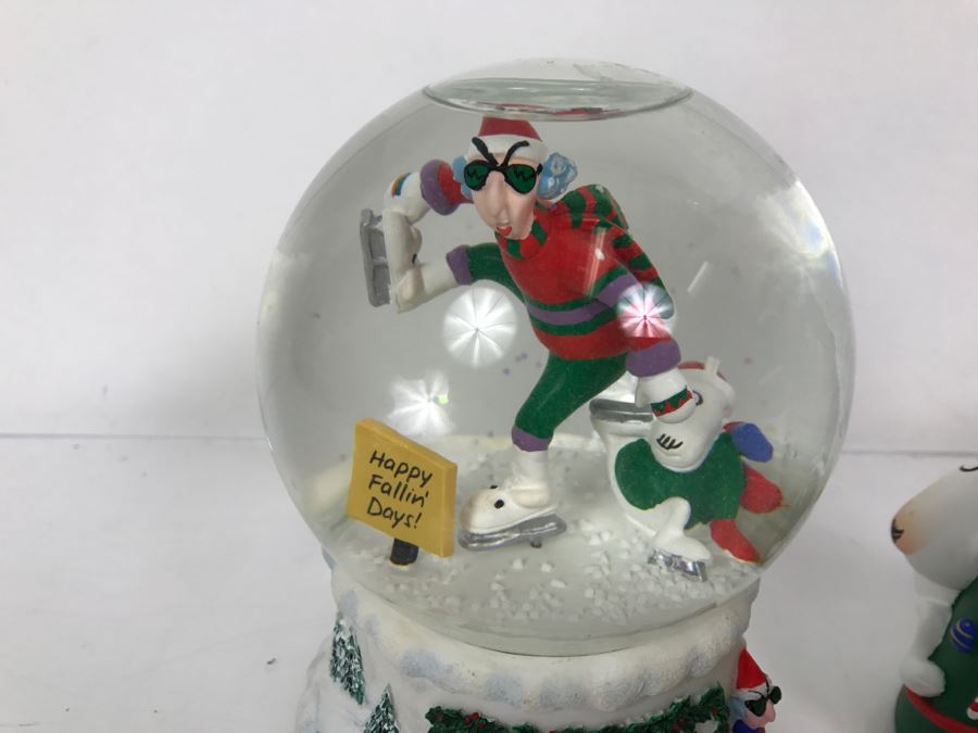 Maxine Christmas Decoration Lot With Snow Globe And Tree Topper [Photo 9]