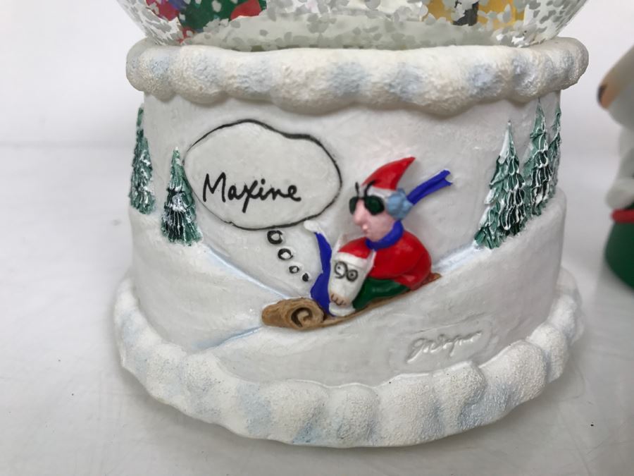 Maxine Christmas Decoration Lot With Snow Globe And Tree Topper [Photo 12]