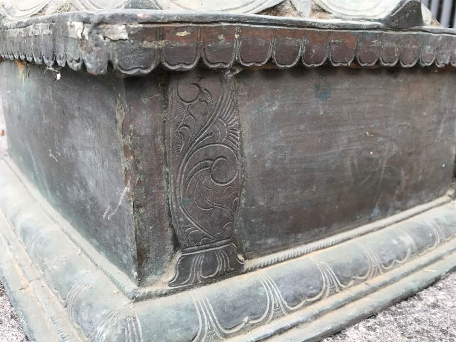 Antique Bronze Sculpture Of Krishna Dancing on Kaliya (Kaliyahimarddaka