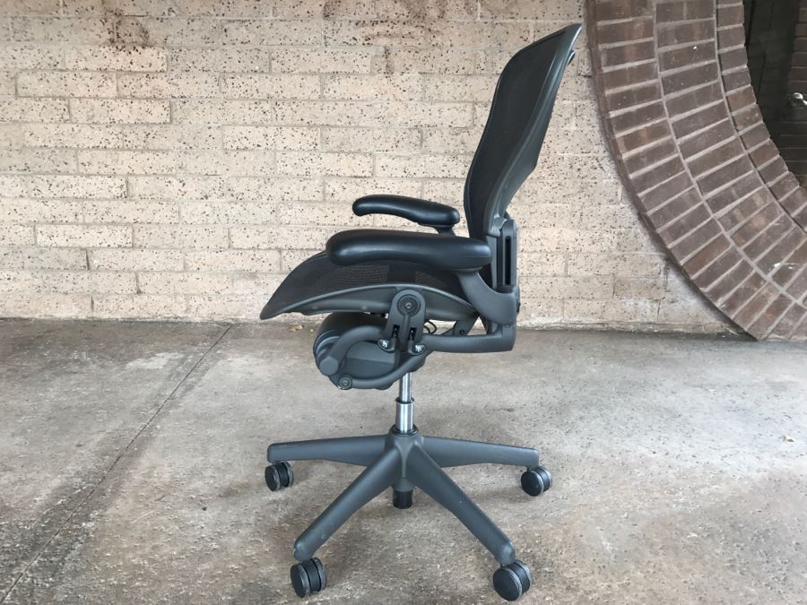 Herman Miller Black Office Chair Aeron Two Retails For $950 [Photo 6]