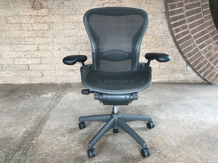 Herman Miller Black Office Chair Aeron Two Retails For $950