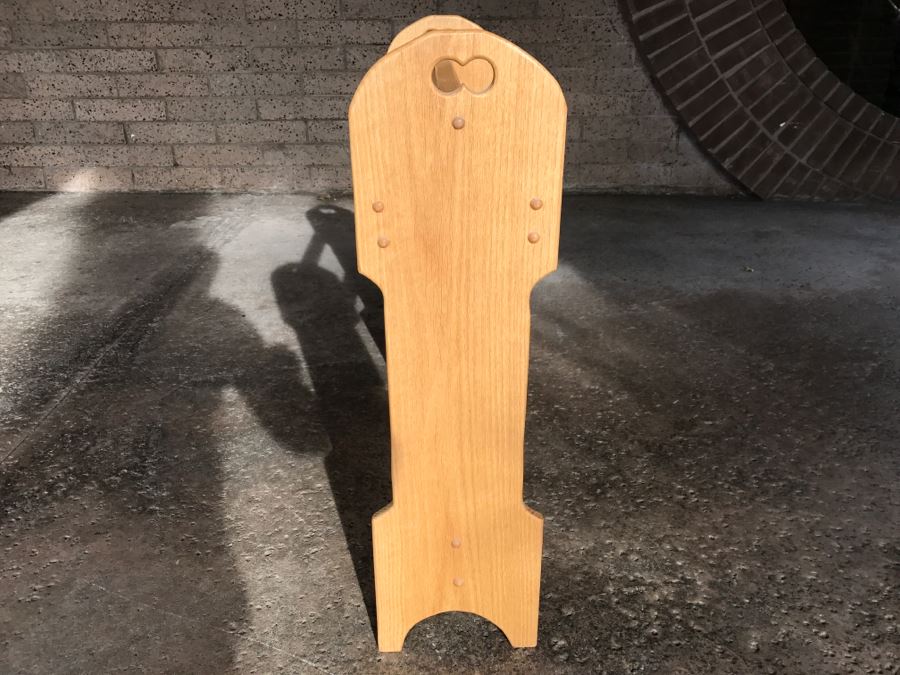 Handmade Wooden Quilt Rack [Photo 5]