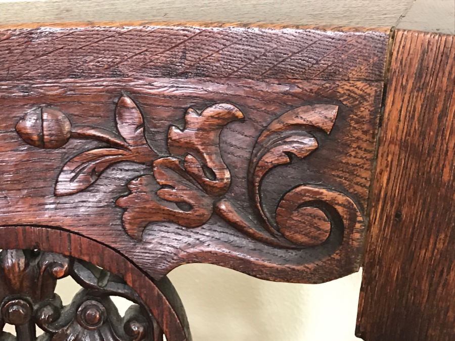 Dutch Colonial Burgermeister Chair Cane Seat - Seat Rotates 360Deg - Estimate $800-$1,200 [Photo 36]