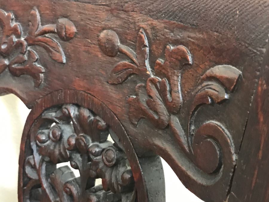 Dutch Colonial Burgermeister Chair Cane Seat - Seat Rotates 360Deg - Estimate $800-$1,200 [Photo 37]