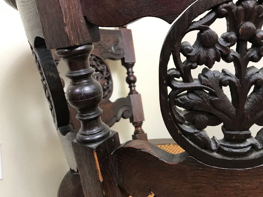 Dutch Colonial Burgermeister Chair Cane Seat - Seat Rotates 360Deg - Estimate $800-$1,200 [Photo 26]