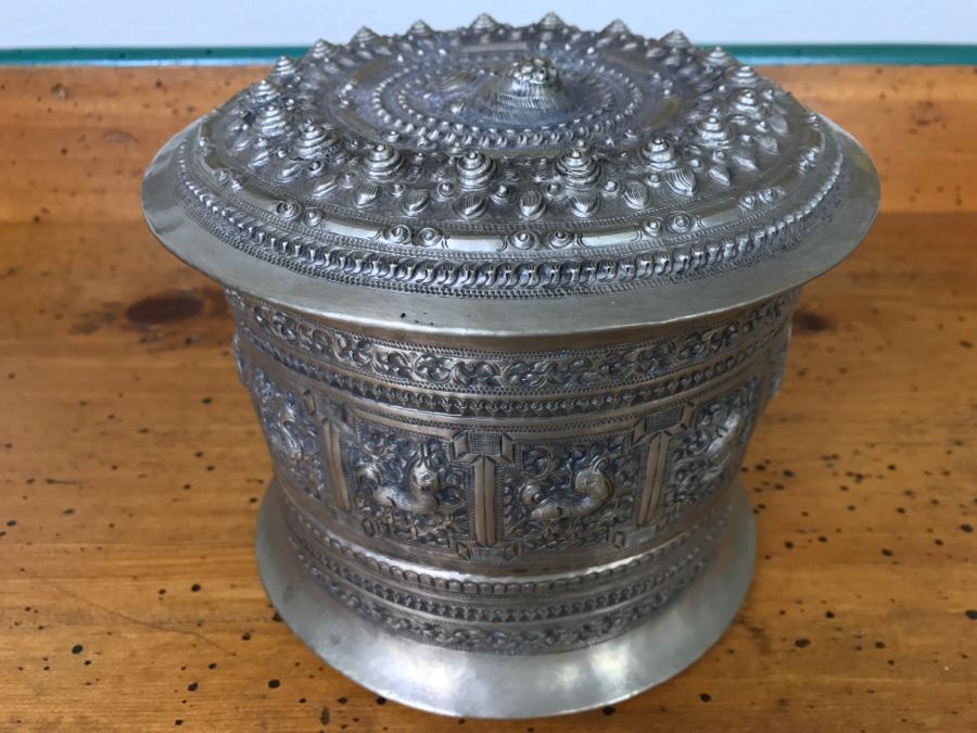 Ornate Asian Repousse Silver Tone Round Box [Photo 26]
