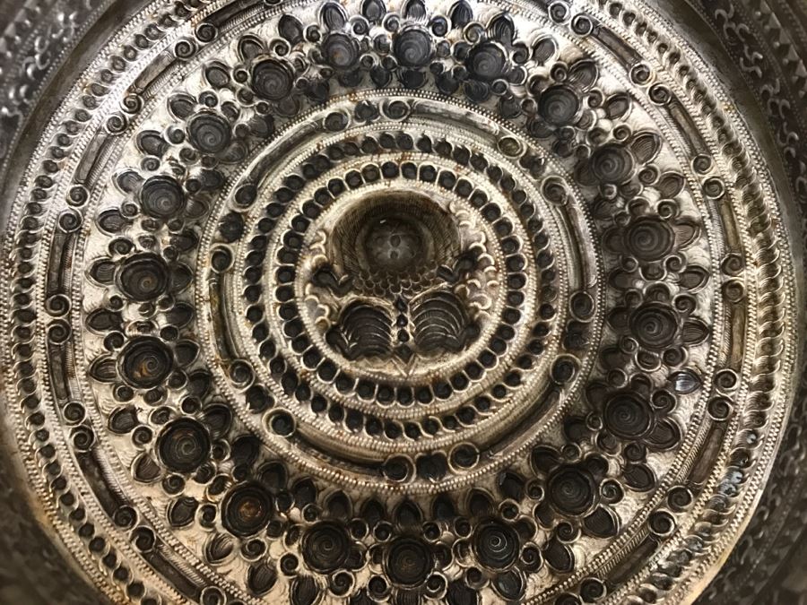 Ornate Asian Repousse Silver Tone Round Box [Photo 22]