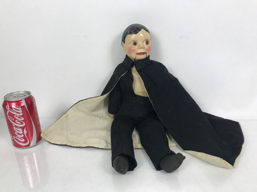 Vintage Puppet Doll With String In Back To Operate Mouth Composition Head And Cloth Body [Photo 2]