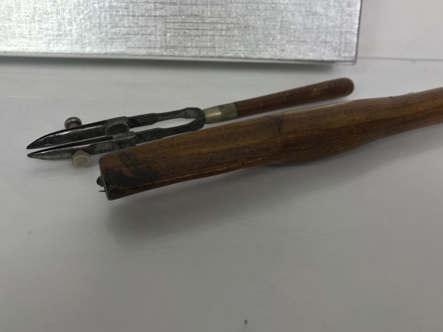 Various Heirloom Drafting Pens Pelikan Graphos Germany K&E Anvil Curve Pen K&E Paragon 'R' Curve Pen Tacro Inc Germany From Princeton PhD Geologist Kenneth Deffeyes See All Photos [Photo 25]