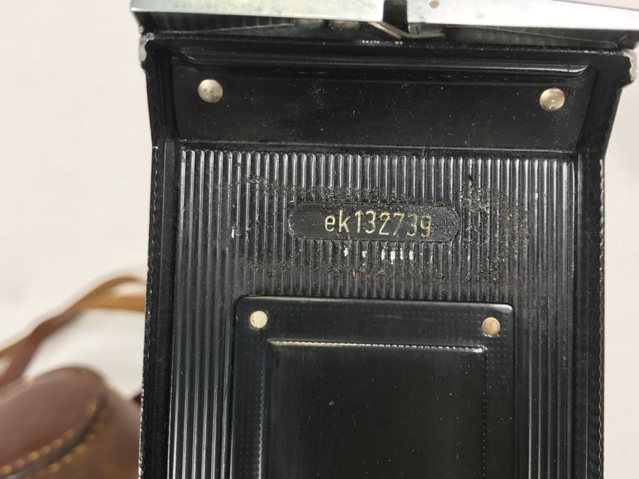 Pair Of Vintage Kodak Retina II Bellows Cameras One With Leather Camera Case [Photo 32]