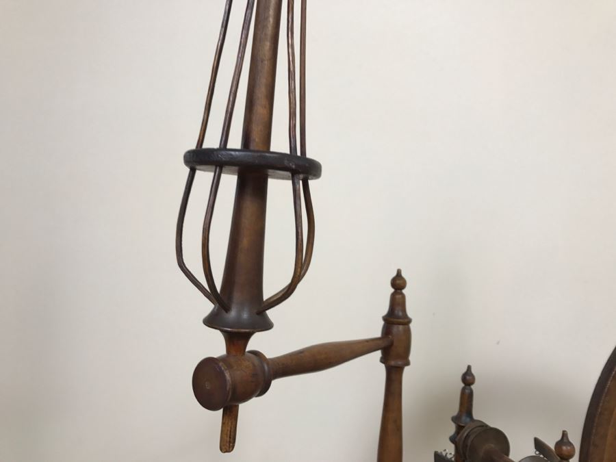 Antique Spinning Wheel Working [Photo 15]