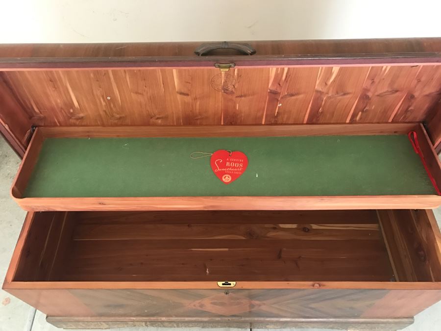 Vintage ROOS Sweetheart Cedar Chest Hope Chest Forest Park, Ill [Photo 5]