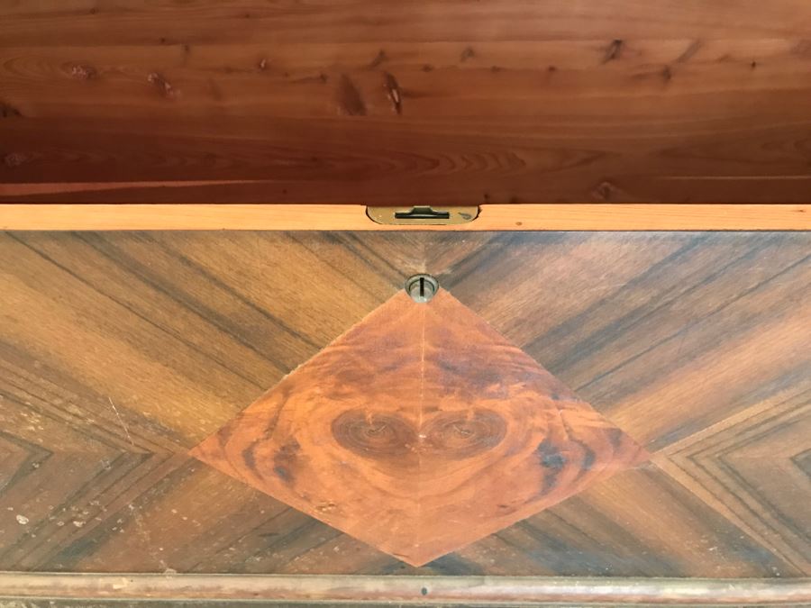 Vintage ROOS Sweetheart Cedar Chest Hope Chest Forest Park, Ill [Photo 4]