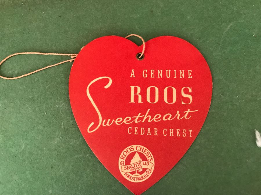 Vintage ROOS Sweetheart Cedar Chest Hope Chest Forest Park, Ill [Photo 6]