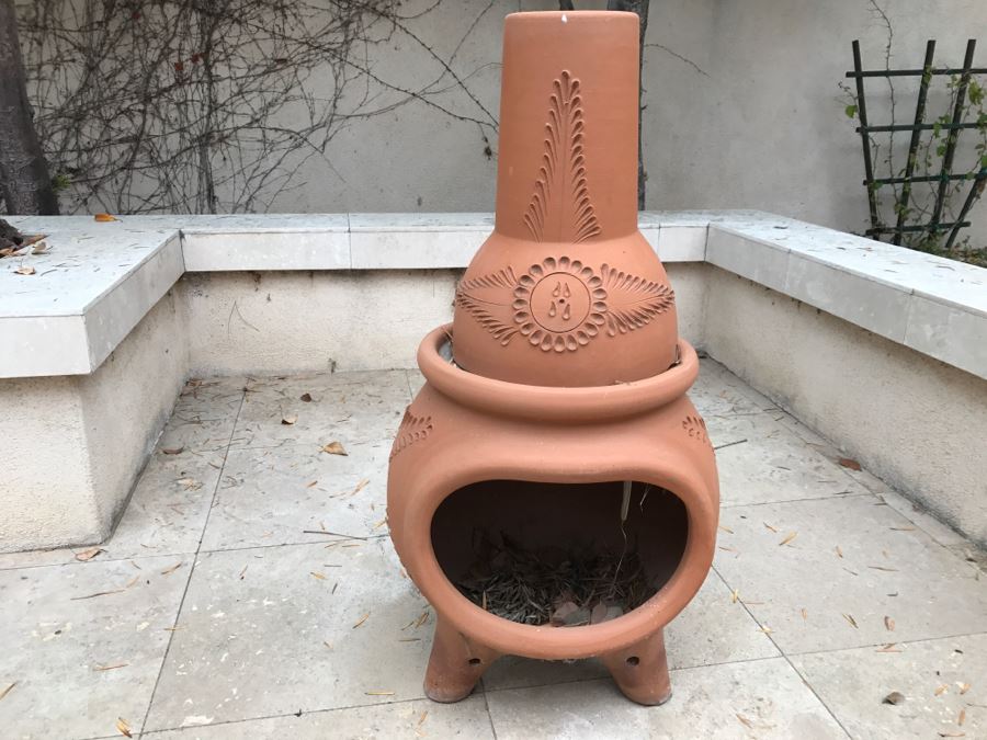Chimenea Outdoor Fireplace [Photo 1]