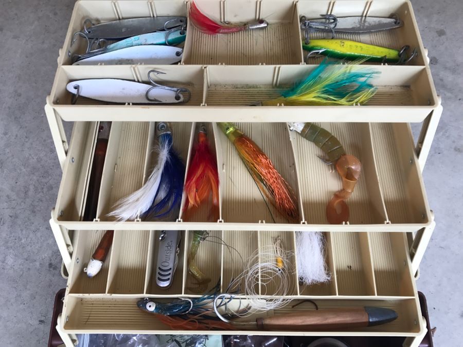 PLANO Fishing Tackle Box With Salt Water Tackle Fishing Lures [Photo 3]