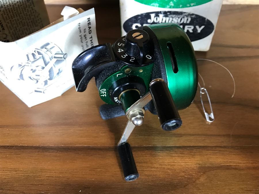 1 NEW OLD STOCK Johnson Sabra fishing reel Handle 