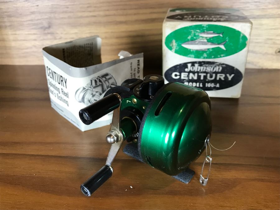 Johnson CENTURY Model 100-A Fishing Reel New Old Stock