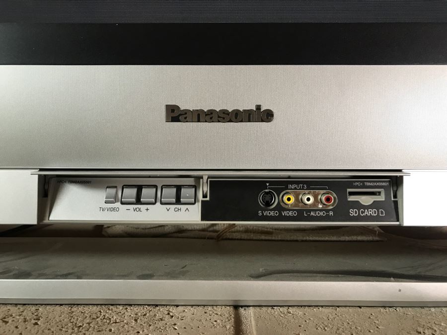 Panasonic High Definition Plasma Television Model TH-58PX60U 58' With Remote [Photo 5]